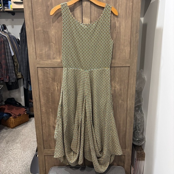 Sundance Dress size 4 Silk Sleeveless bubble Drape Hem geometric Empire Waist - Picture 6 of 11